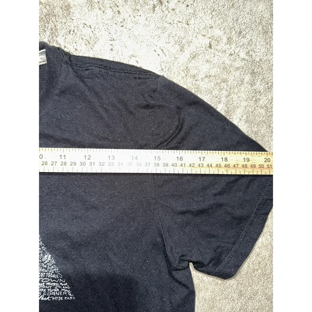 Adidas Men's Sz S Chicago T-shirt Black Screen print Performance Tee‎